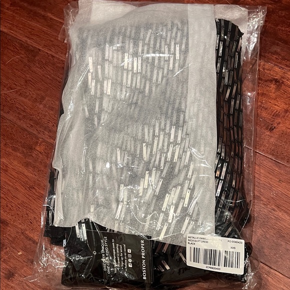 NWT-Boston Proper Black and Silver Long Sleeve Sequins Evening Dress - Picture 14 of 15